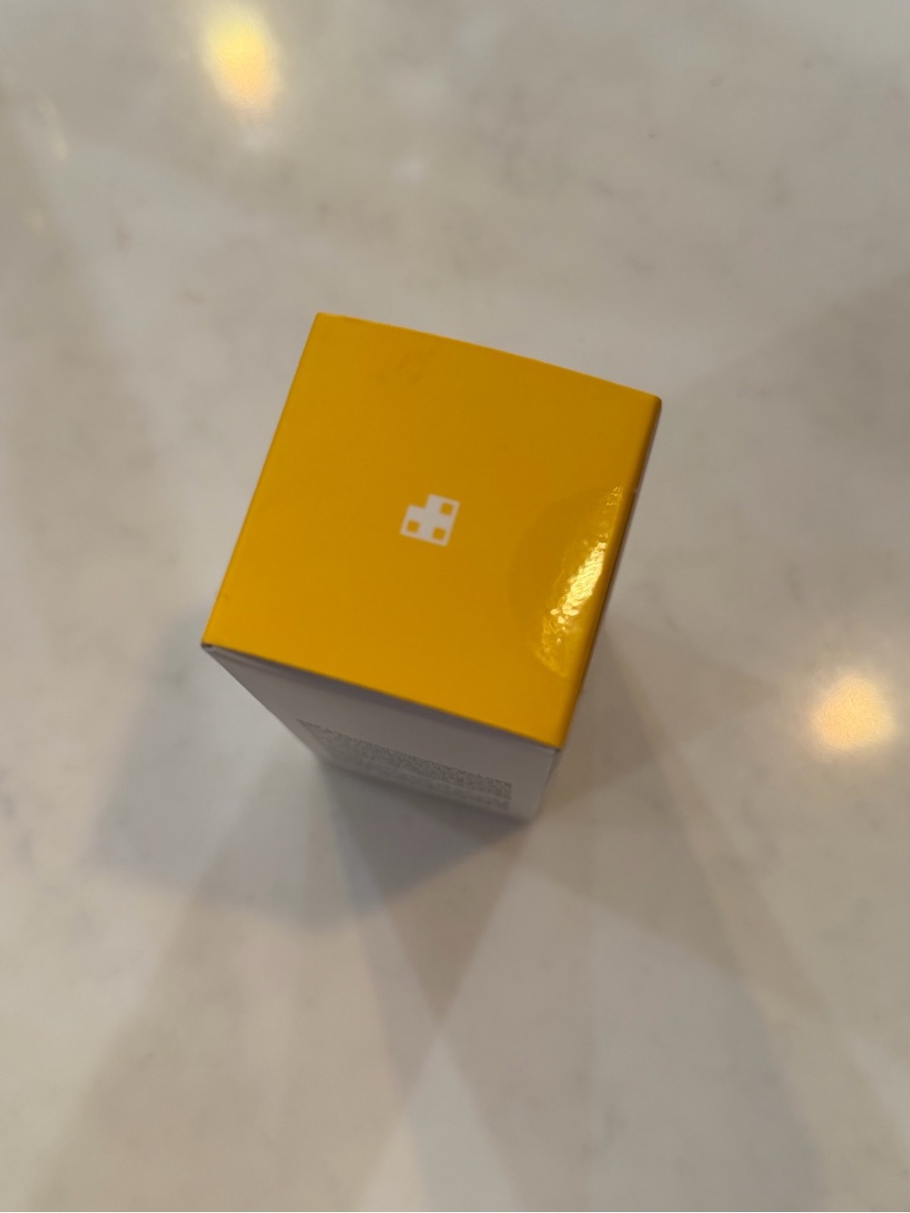Kojic Acid Turmeric Niacinamide Serum - White & Yellow - Picture 3 of 4